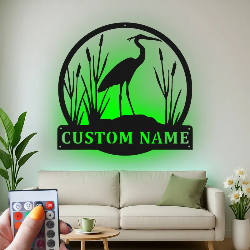 Insegna in metallo personalizzata con Airone e luci LED | Arte murale di fauna selvatica personalizzata | Decorazione per patio esterno per casa al lago | Regalo per amanti degli uccelli