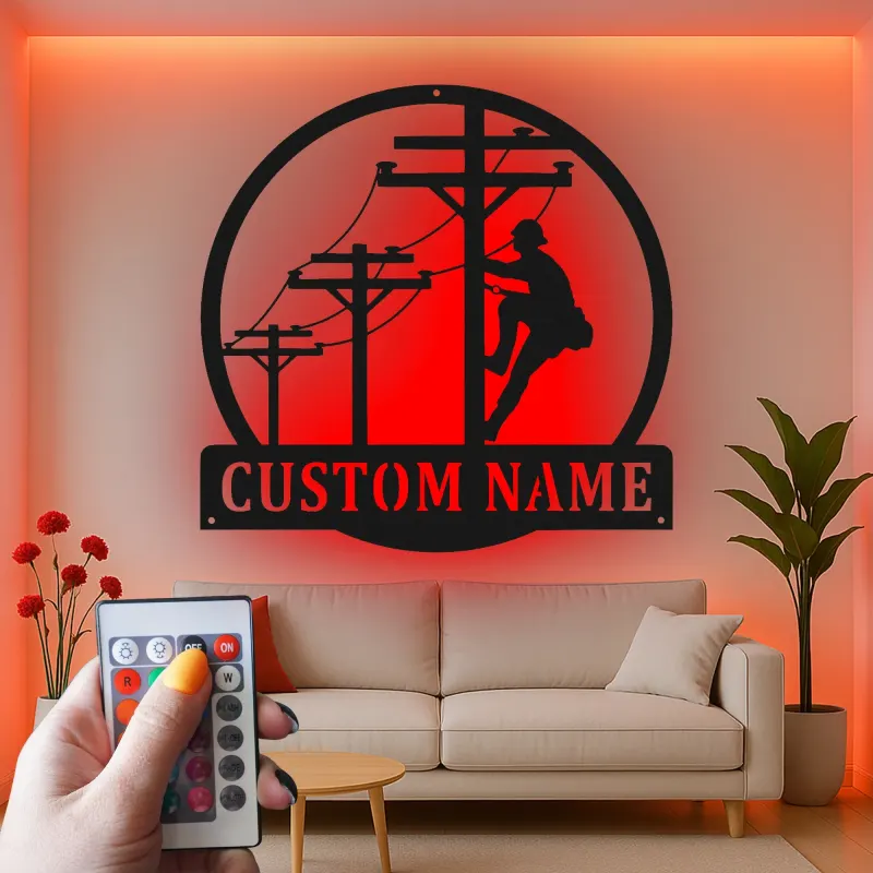 Décoration murale LED en métal pour lineman | Plaque prénom personnalisée pour électricien | Déco pour technicien de ligne