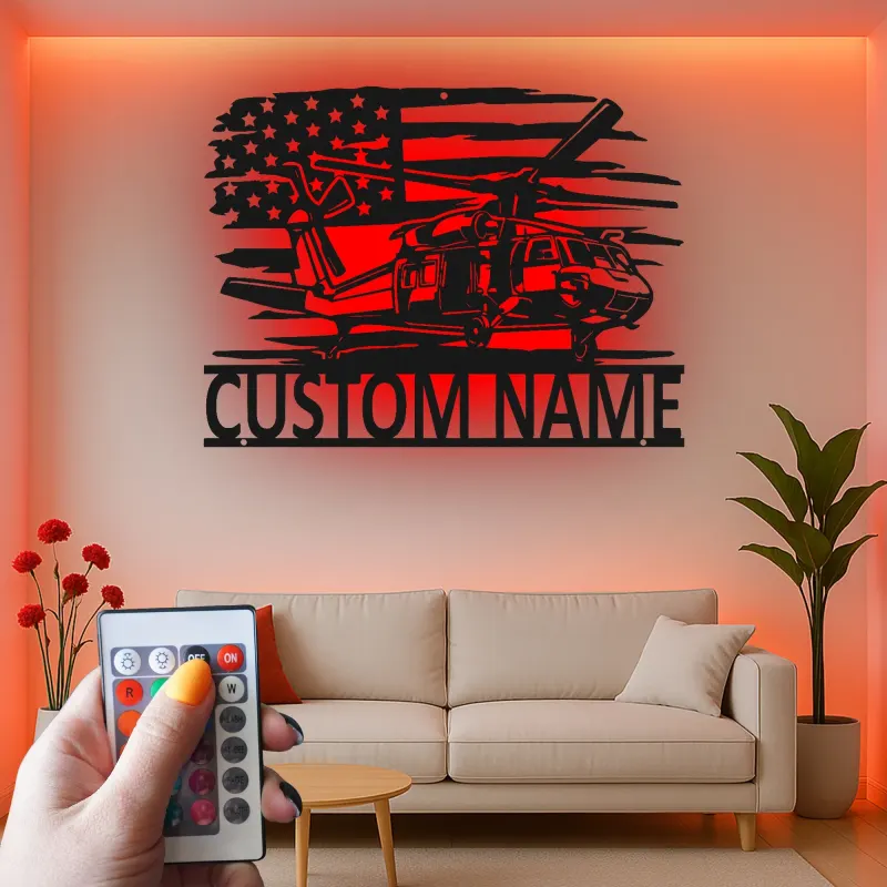 LED-Schild Black Hawk Helicopter | Personalisiertes Metallschild | Militärische Dekoration für Piloten | Patriotisches Geschenk für die Luftfahrt
