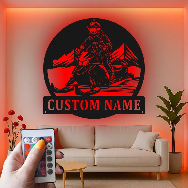 Arte murale in metallo per pilota di motoslitta | Insegna LED personalizzata per garage o man cave | Regalo per sport invernali per lui
