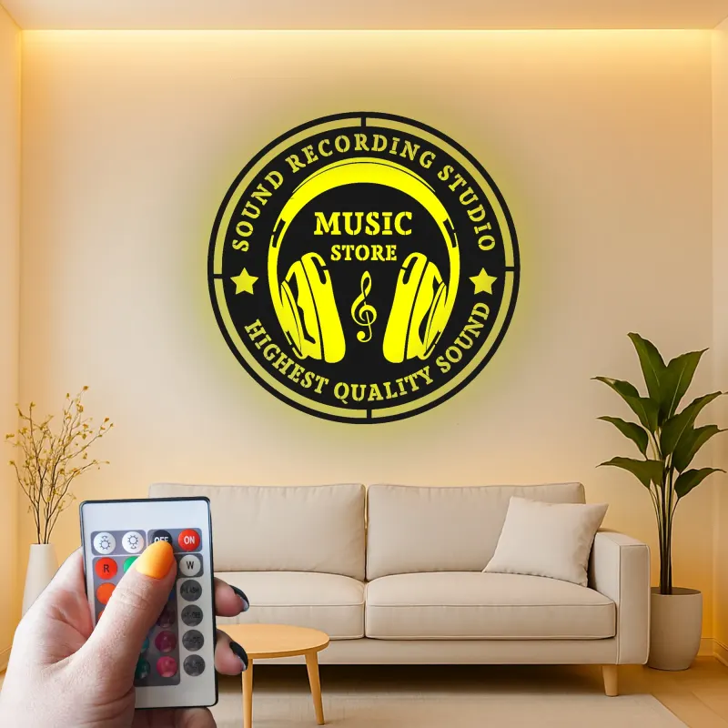 Aufnahmestudio LED-Schild | Individuelle Metallwandkunst mit Vintage-Kopfhörern | Personalisierte Musikerdekoration & DJ-Logo