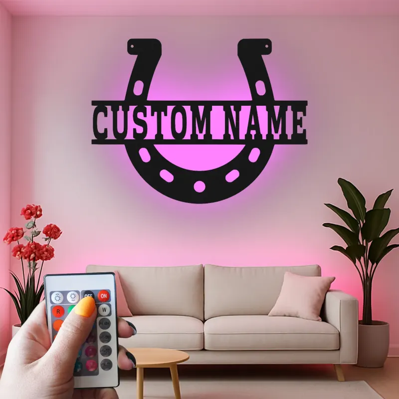 Panneau de Fer à Cheval Personnalisé | Art Métallique LED pour Grange & Ranch | Décor Équestre Personnalisé | Lumière Accent de Ferme Rustique