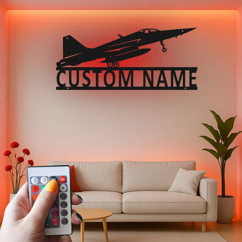 Personalisierte LED-Metall-Wandkunst mit Kampfjet – Luftfahrtgeschenk für Piloten, Hobbyraum oder Büro