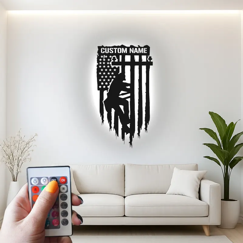 Arte murale in metallo LED Lineman personalizzata | Insegna con bandiera americana per elettricista | Decorazione patriottica per casa e ufficio