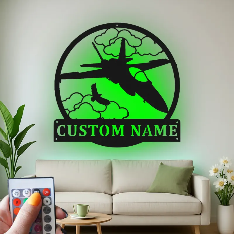 Fighter Jet Metall-Wandkunst | Personalisiertes LED-Schild für den Man Cave | Individuelles Geschenk für Piloten | Militärische Flugzeugdekoration