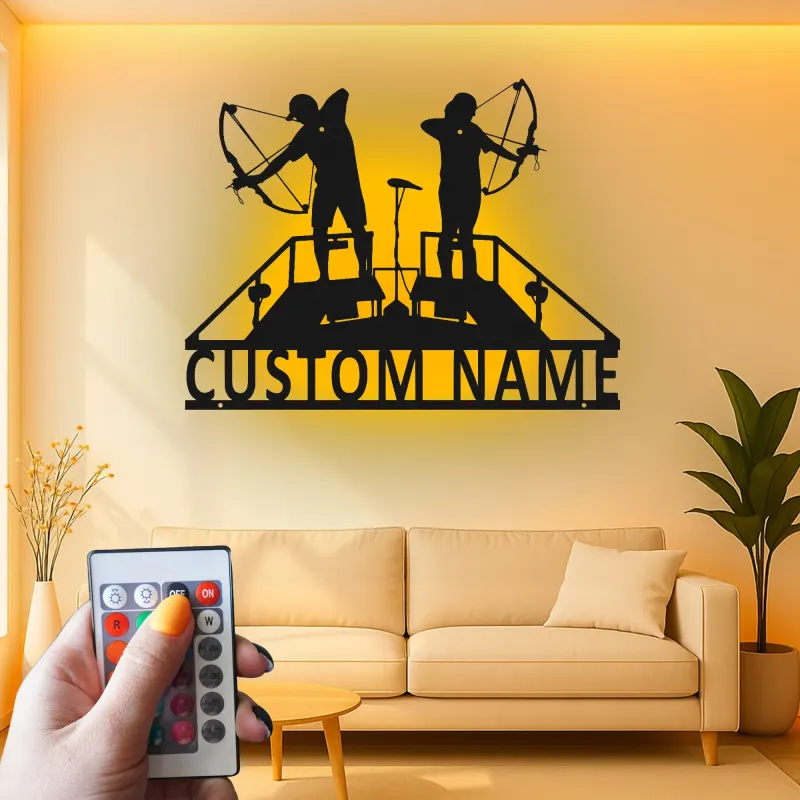 Personalisierte LED-Beleuchtung Metall-Wandkunst mit Bogenschützen-Silhouette – Geschenk für Bogenschützen, Spielzimmer oder Man Cave Dekor