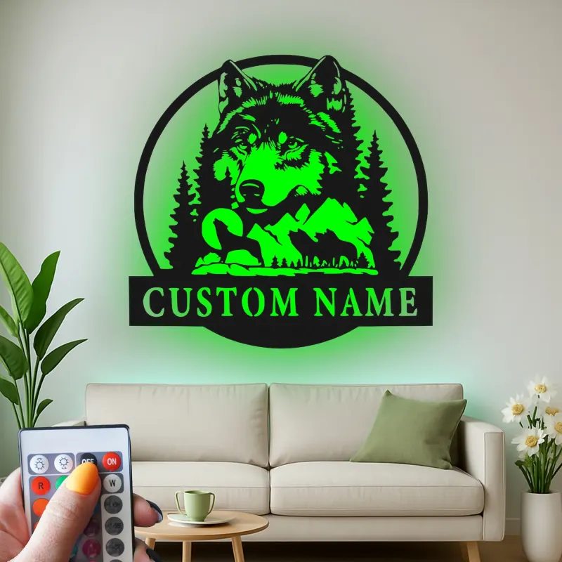 Cartel de metal personalizado con luz LED de lobo y bosque, regalo de vida salvaje personalizado para amantes de la naturaleza, decoración para cabañas