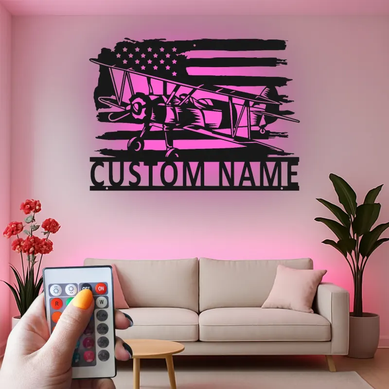Personalisierte Vintage Doppeldecker LED Licht Metall-Wandkunst Geschenk für Piloten mit amerikanischem Flaggen-Design