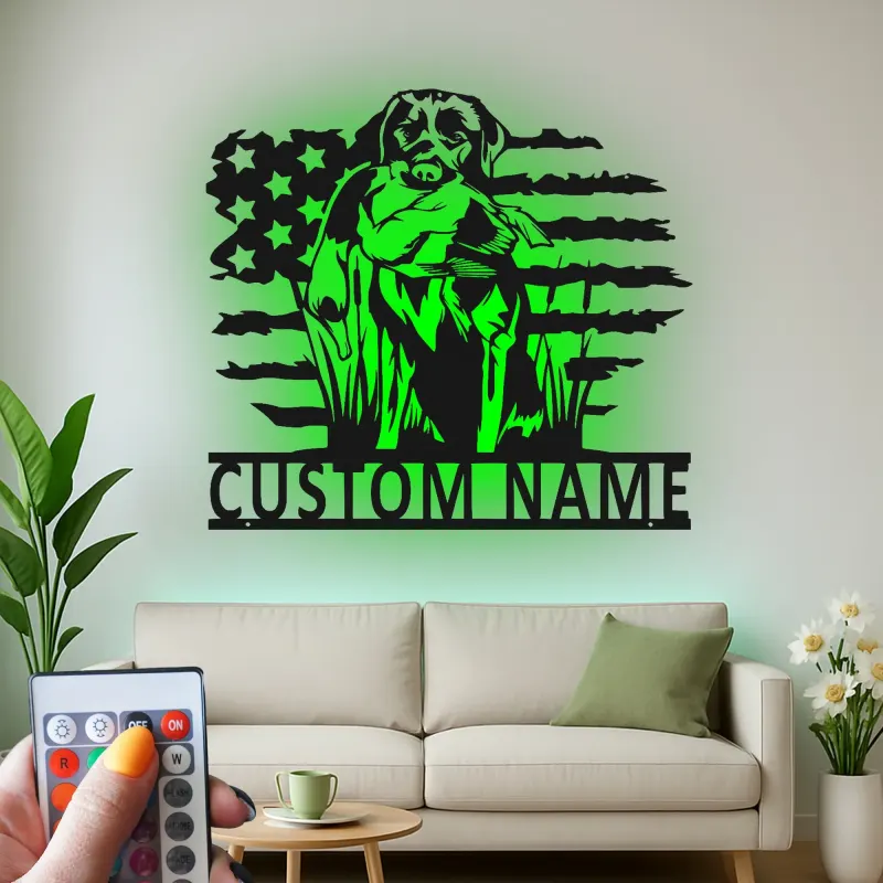 Panneau en métal personnalisé Labrador Hunting Dog | Décoration murale LED | Cadeau pour chasseur avec drapeau américain | Décor de cave et de chalet