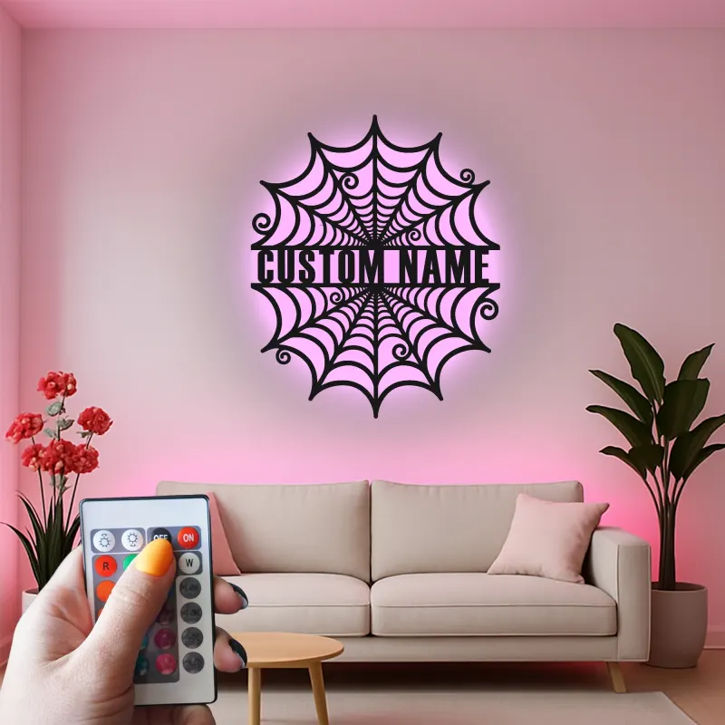 Personalisierte Spinnenweben-Metallschild | Personalisierte Gothic LED-Wandkunst | Gruseliges Halloween-Dekor Geschenk für Zuhause oder Geschäft