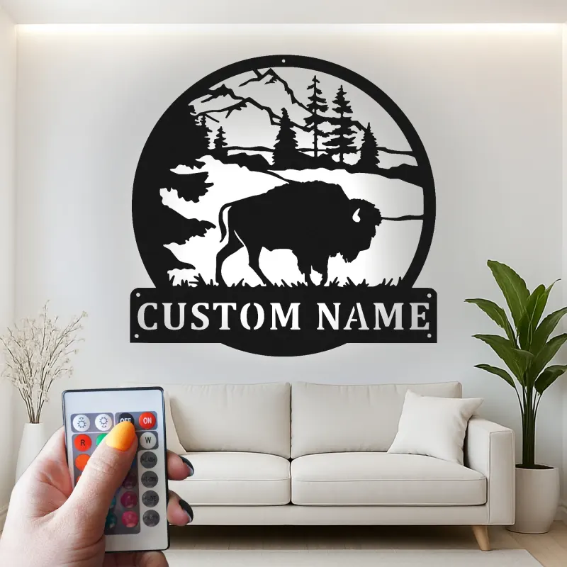Personalisierte Bison-Bergszene LED-beleuchtetes Metallschild Geschenk für Naturliebhaber Rustikale Hütten-Dekoration
