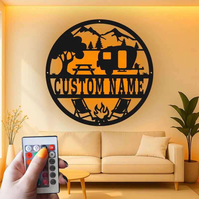 Personalisierte LED-Metall-Wandkunst mit Camper-Szene – Geschenk für Wohnmobilfans, Outdoor-Deko