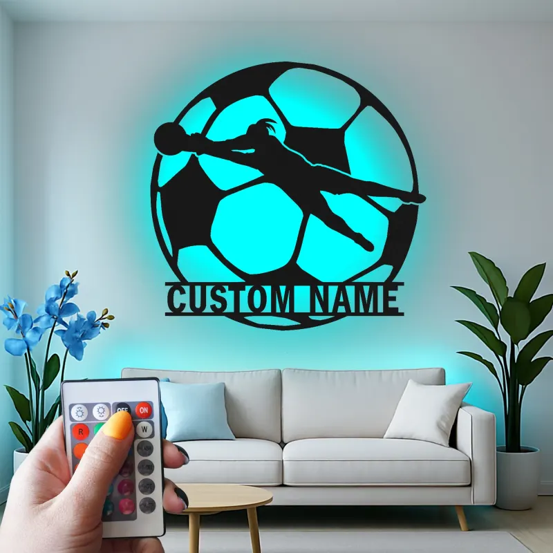 Letrero metálico personalizado de portero | Arte mural LED de fútbol | Decoración con nombre del jugador para habitación infantil | Regalo deportivo moderno