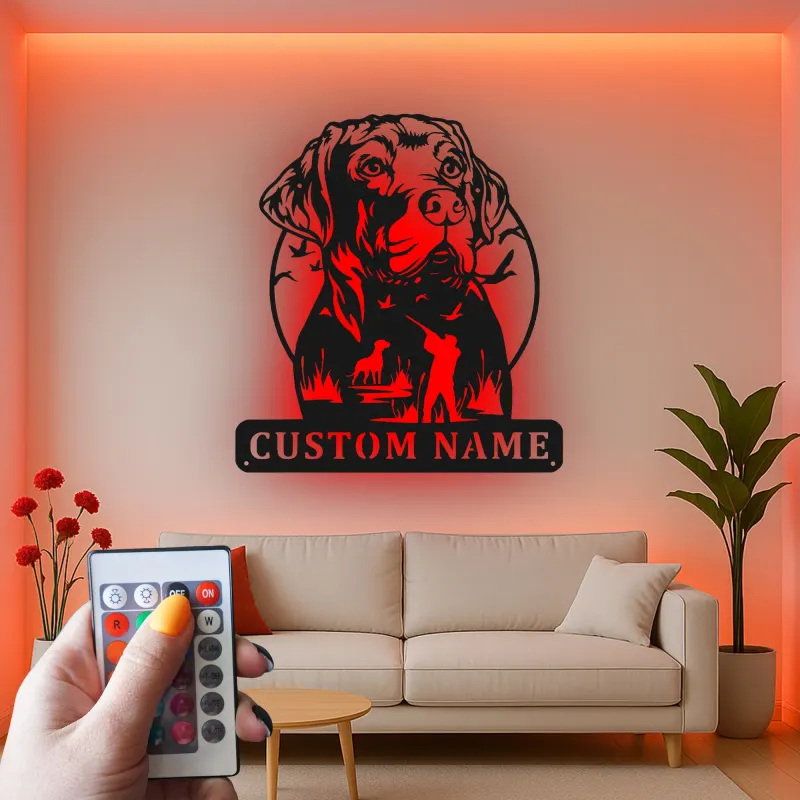 Insegna per Cacciatore Labrador Retriever | Insegna in Metallo LED Personalizzata | Regalo per Cacciatori per Man Cave | Decorazione per Caccia all'Anatra