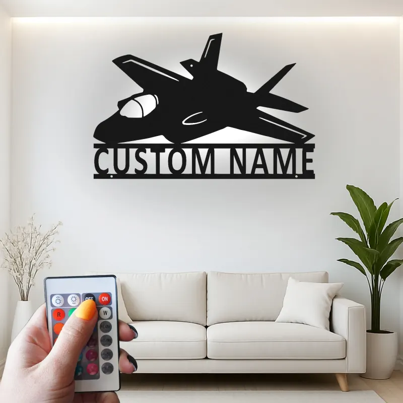 Insegna LED a forma di jet da combattimento personalizzata | Arte da parete in metallo per aviazione | Regalo personalizzato per piloti | Decorazione per rifugi maschili di aerei militari