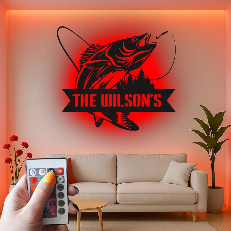 Insegna da pesca personalizzata con LED | Arte murale in metallo con pesce su misura | Arredo per casa al lago e baita | Regalo per pescatore con cognome di famiglia