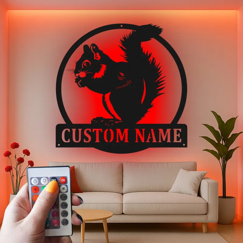Cartel de metal personalizado de ardilla | Arte de vida silvestre iluminado con LED | Decoración de cabaña personalizada para amantes de la naturaleza
