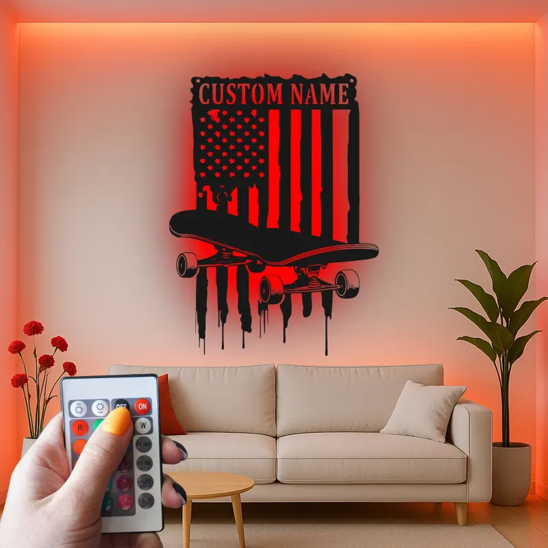 Panneau de nom en skateboard personnalisé | Décoration murale en métal LED | Décor de chambre d'adolescent avec drapeau américain | Cadeau personnalisé pour skateur