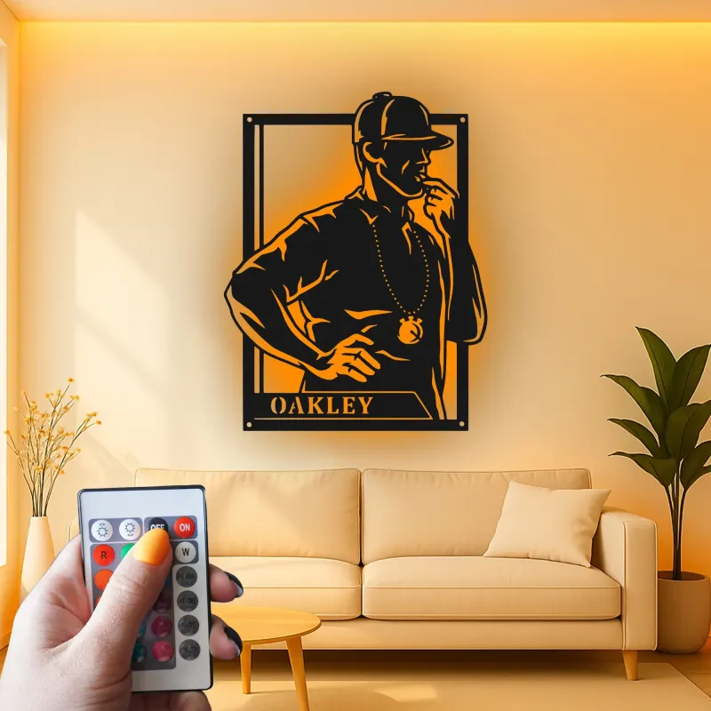 Décoration murale en métal LED personnalisée pour silhouette d'entraîneur - Cadeau pour passionnés de sport, décoration de salle de jeux