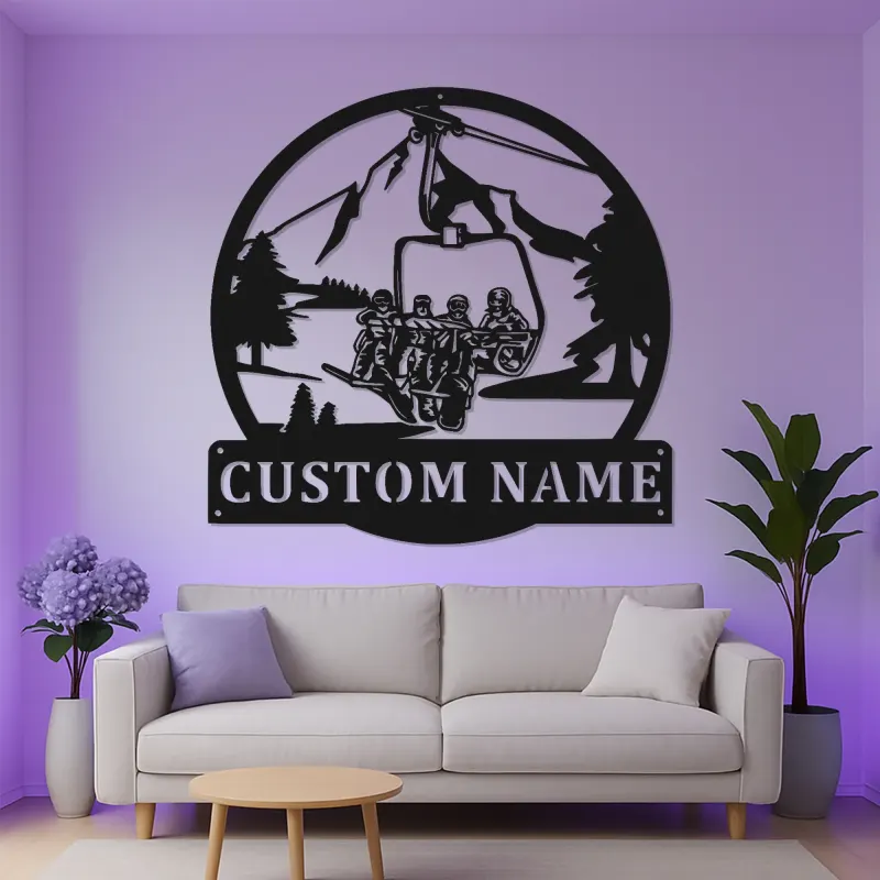 Insegna in Metallo con Seggiovia Personalizzata | Arte Murale Retroilluminata per Sciatori | Decorazione per Cabinette Montane e Regalo per Nome di Famiglia