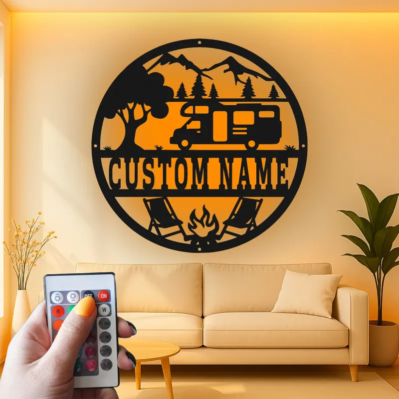 Insegna in metallo LED per campeggio RV personalizzata regalo per campeggiatori decorazione per avventure all'aperto
