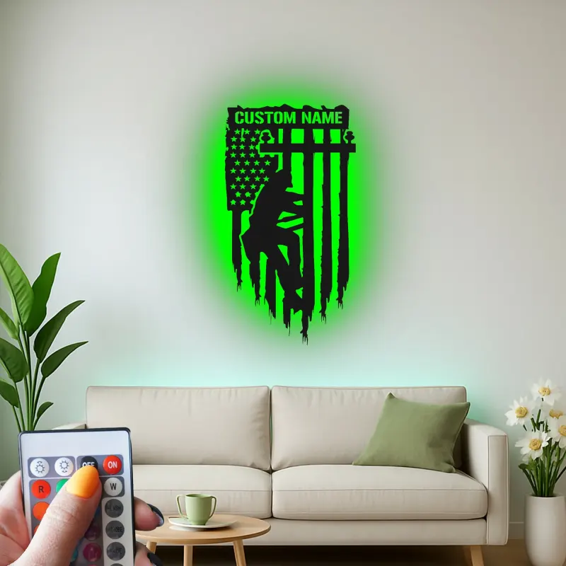 Arte murale in metallo LED Lineman personalizzata | Insegna con bandiera americana per elettricista | Decorazione patriottica per casa e ufficio