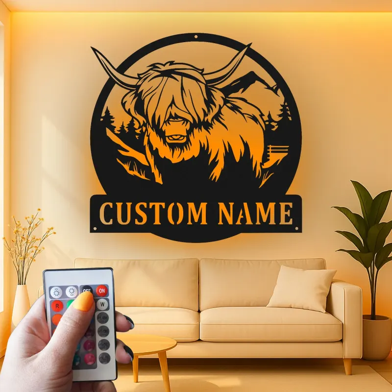 Highland Cow LED Metall-Wandkunst | Individuelles Ranch-Schild für den Eingangsbereich | Personalisierte Bauernhof-Dekoration | Rustikales Geschenk für Landwirte