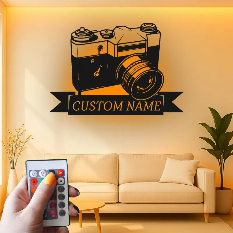 Personalisierte Vintage Kamera LED Licht Metall-Wandkunst Geschenk für Fotografen, Studio- oder Bürodekor 1