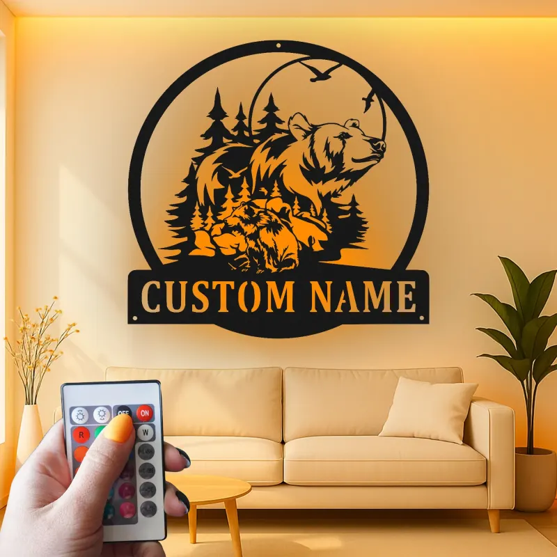 Insegna in metallo personalizzata con scena del bosco e orso retroilluminata, regalo di fauna selvatica per decorare la cabina rustica