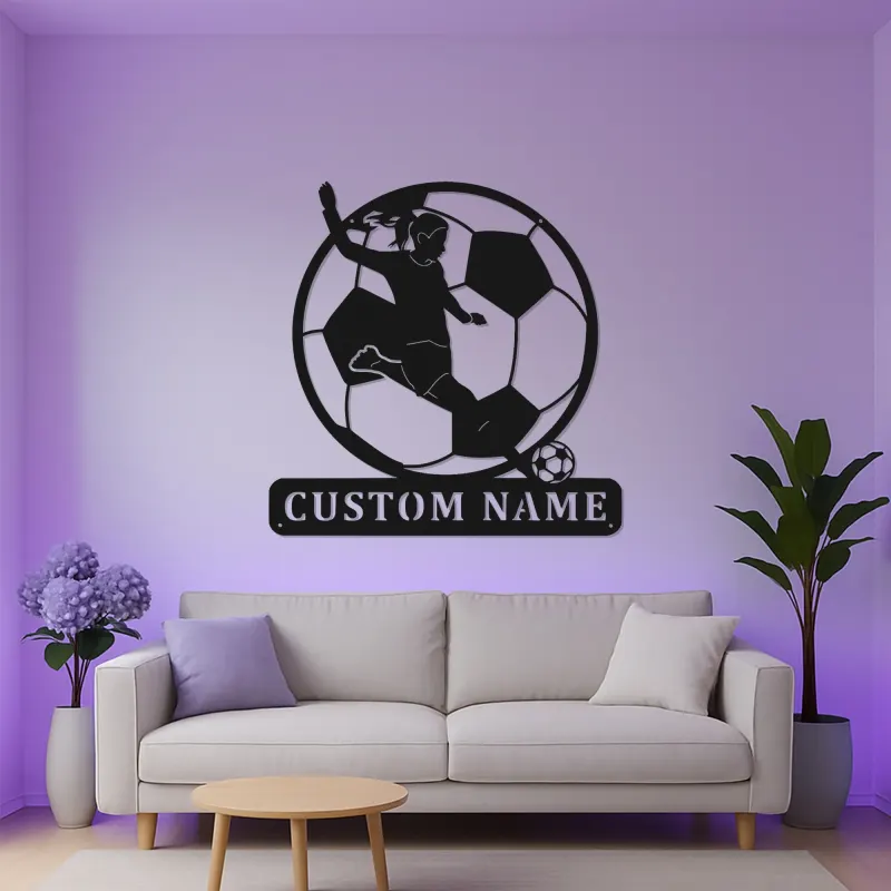 Insegna in metallo personalizzata per calciatrice | Decorazione LED per camera ragazza | Arte da parete per atleta | Regalo calcio per lei