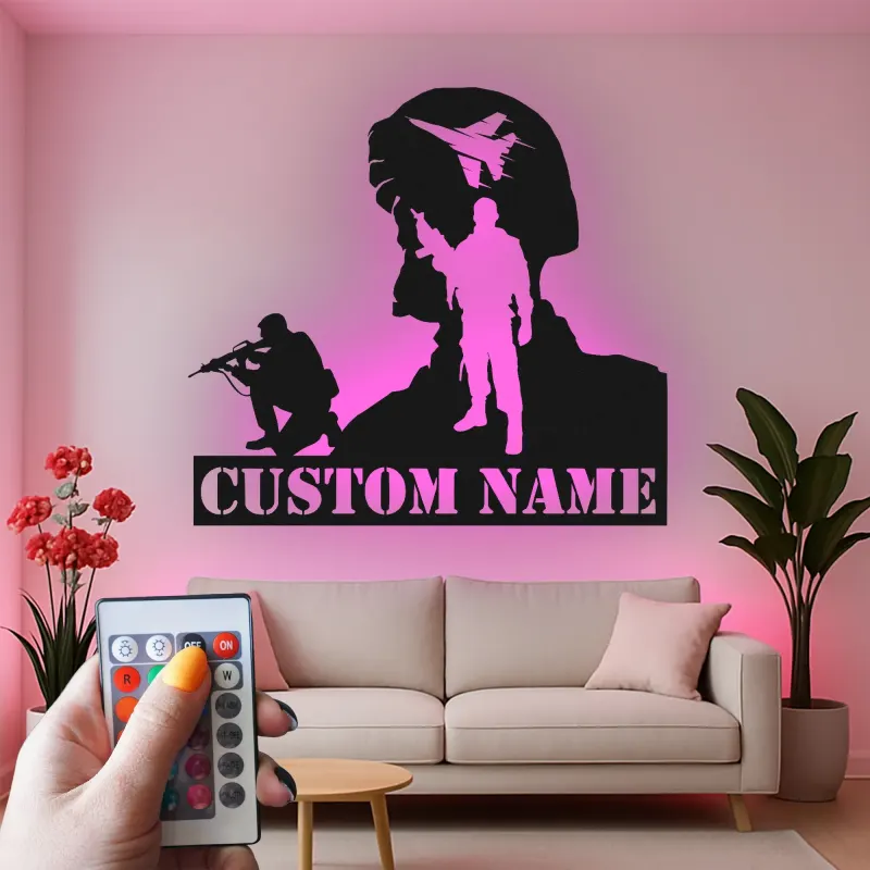 Personalisierter Soldat Silhouette Metall Schild | LED Militär Wandkunst | Benutzerdefinierte Veteranen Namensplakette | Patriotische Army Deko