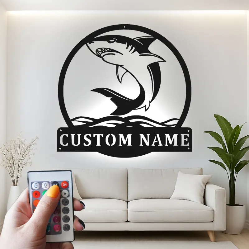 Décoration murale LED en métal requin blanc | Panneau personnalisé avec prénom | Déco prédateur marin pour bureau et man cave | Cadeau vie marine