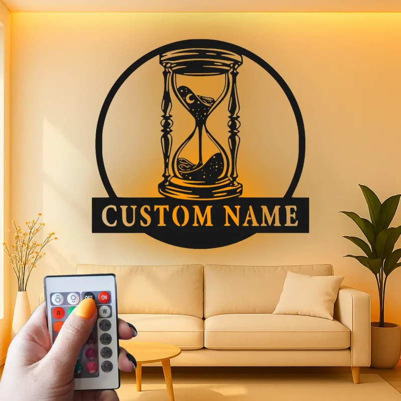 Insegna LED con Clessidra Personalizzata | Arte Murale in Metallo Personalizzata per Ufficio e Studio | Decorazione Retro con Timer di Sabbia