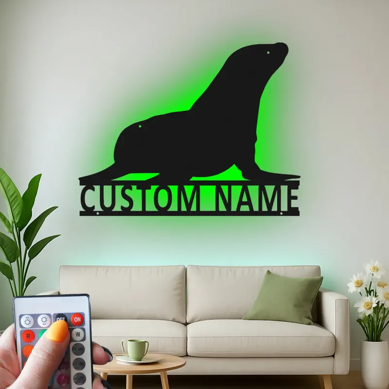 Arte in Metallo con Leoni Marini Personalizzati | Insegna con Nome LED per Casa al Mare | Decorazione di Animali Marini Costiera