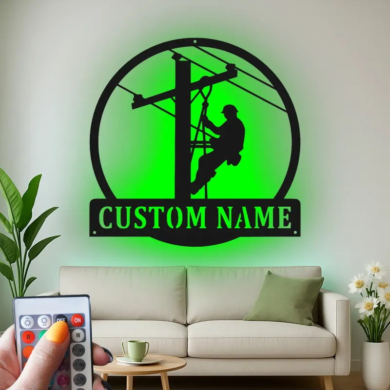 Arte da Parete in Metallo per Lineman | Insegna LED Personalizzata con Nome | Regalo Personalizzato per Elettricista | Decorazione per Lavoratori dei Servizi Pubblici