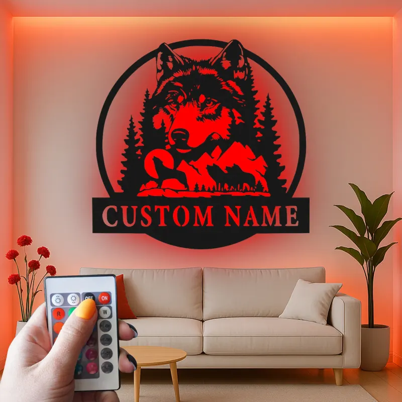Cartel de metal personalizado con luz LED de lobo y bosque, regalo de vida salvaje personalizado para amantes de la naturaleza, decoración para cabañas