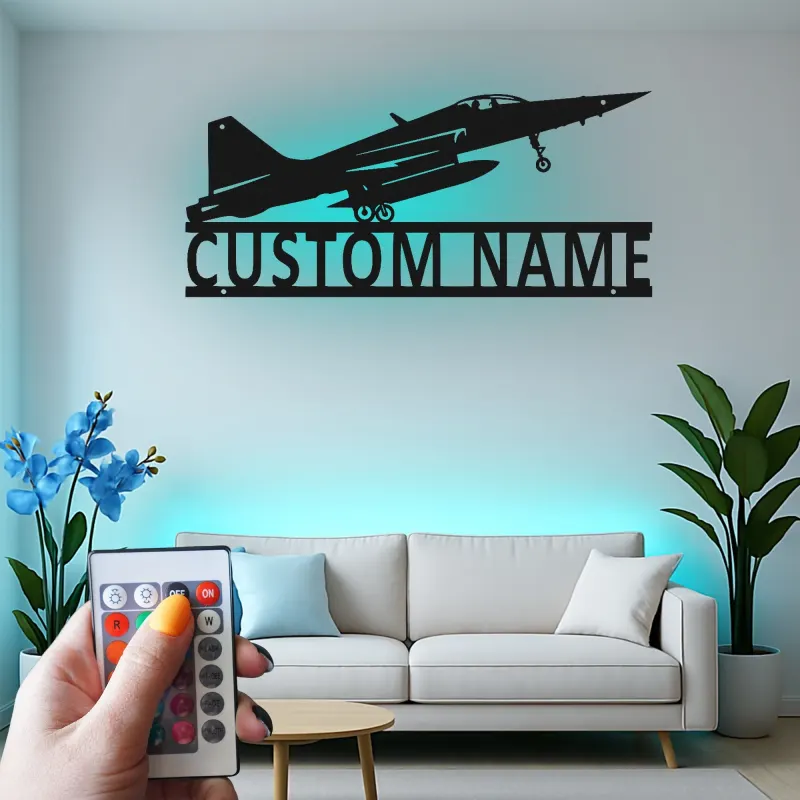 Personalisierte LED-Metall-Wandkunst mit Kampfjet – Luftfahrtgeschenk für Piloten, Hobbyraum oder Büro