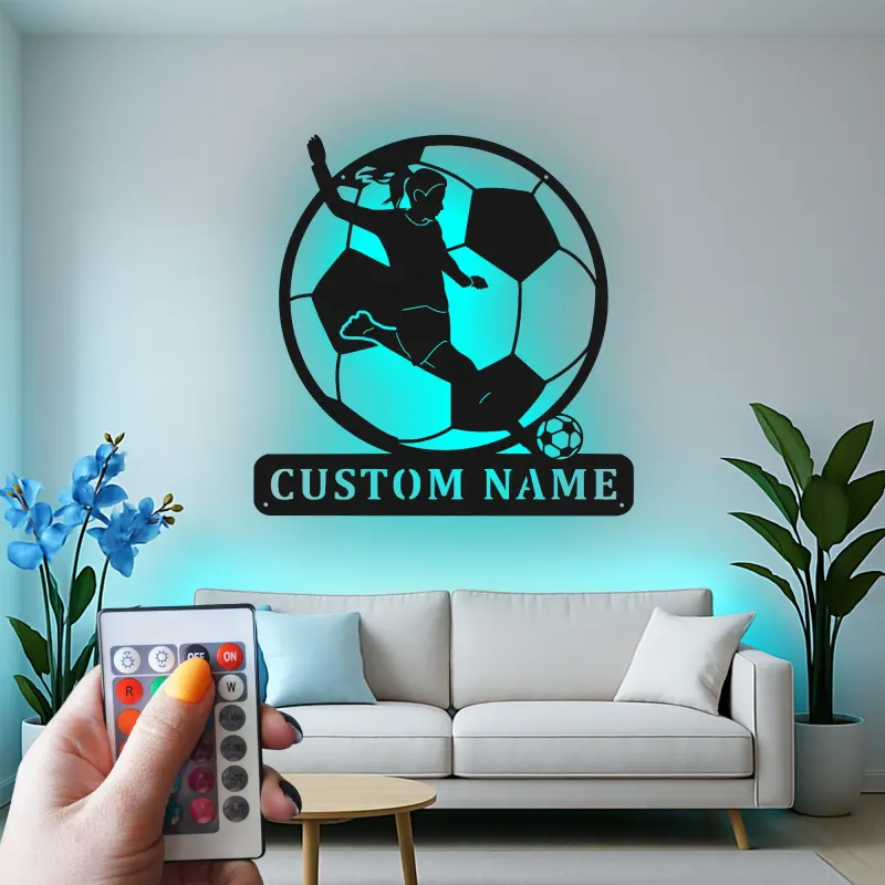 Cartel de metal personalizado de jugadora de fútbol femenino con luz LED, regalo personalizado para aficionados al fútbol, decoración para sala de deportes