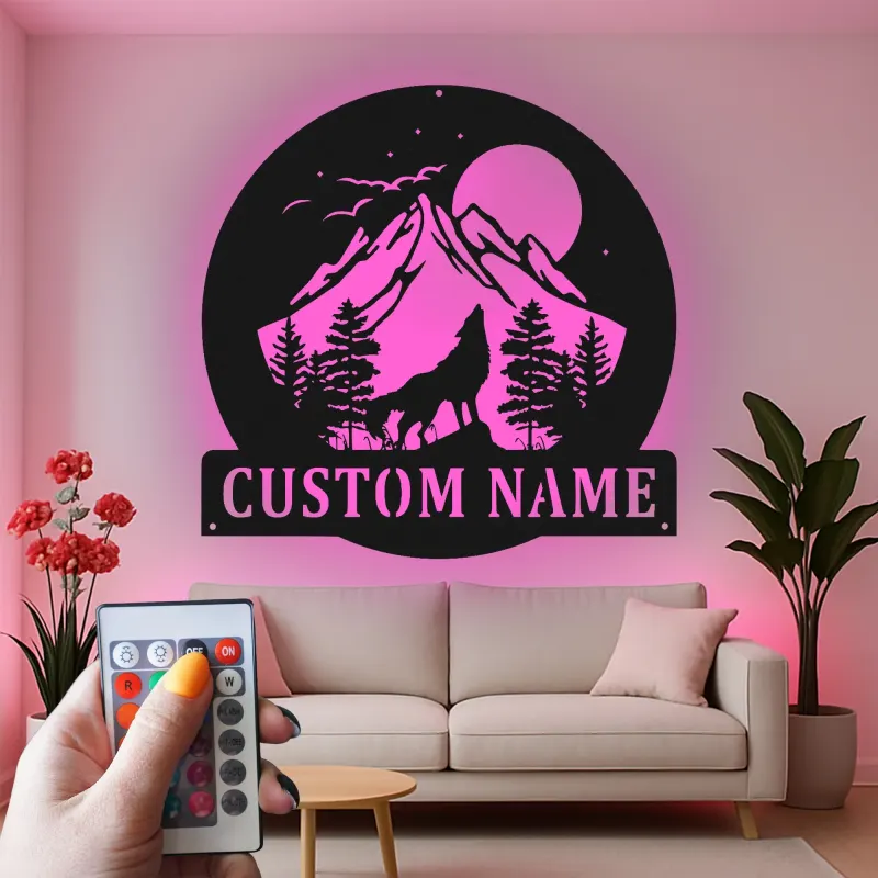 Personalisierte Wolf-Bergszene LED-Licht Metall-Wandkunst Geschenk für Naturliebhaber Rustikale Cabin-Dekoration 3