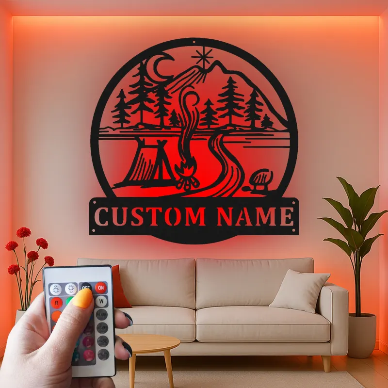Décoration murale en métal LED personnalisée sur le thème du camping