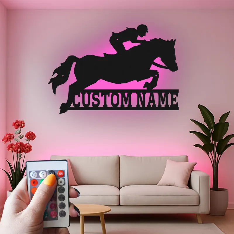 Art mural en métal LED de saut d'obstacles | Panneau équestre personnalisé | Cadeau de nom personnalisé pour amoureux des chevaux et cavaliers