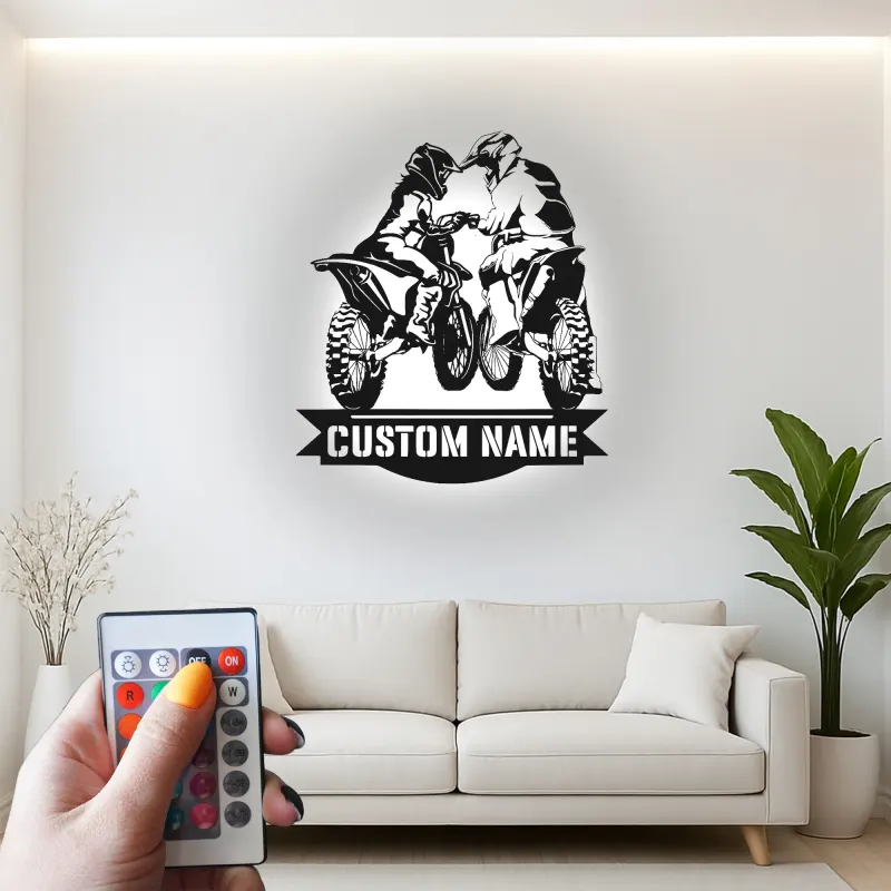 Décoration murale en métal personnalisée pour couple de motocross avec rétroéclairage LED - Cadeau personnalisé pour motards, garage ou décoration de man cave