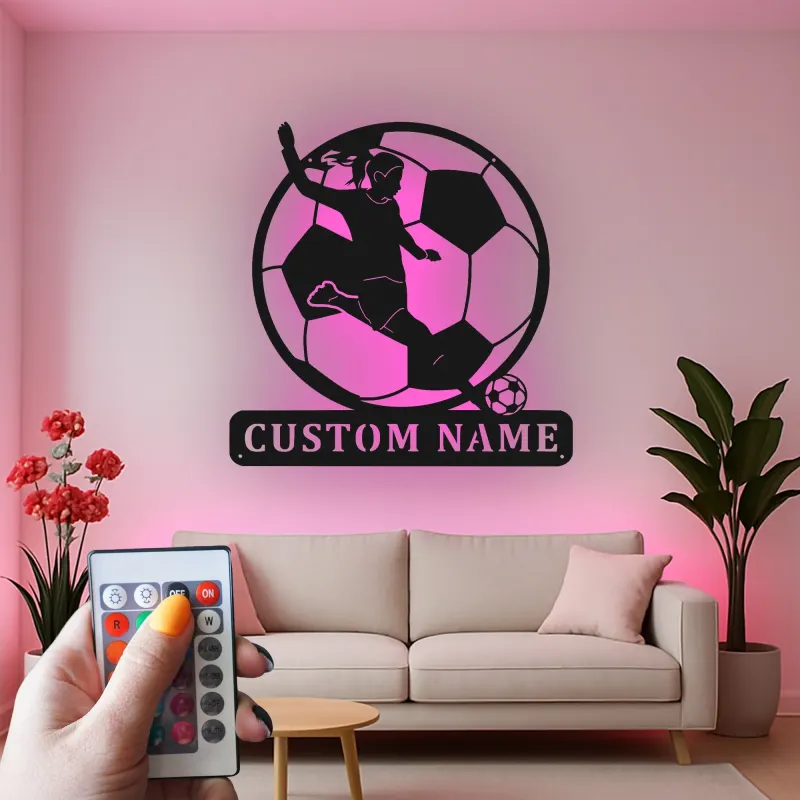 Cartel de metal personalizado de jugadora de fútbol femenino con luz LED, regalo personalizado para aficionados al fútbol, decoración para sala de deportes