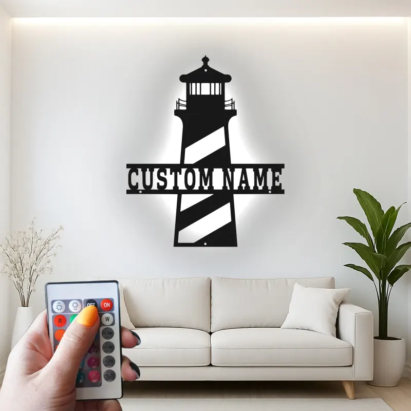 Leuchtturm-Metall-Wandkunst | Personalisiertes LED-Namensschild für Küstendekor | Nautisches Dekor für das Strandhaus