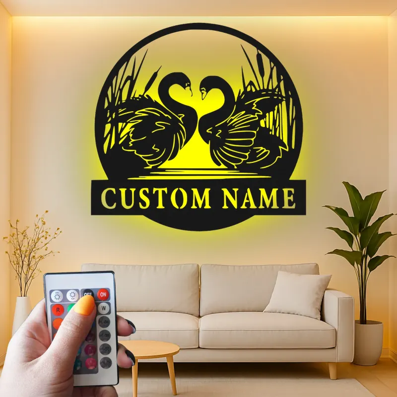 Panneau en métal personnalisé avec cygne | Décoration murale rétroéclairée pour couples | Cadeau de mariage ou d'anniversaire personnalisé | Décor romantique pour la maison