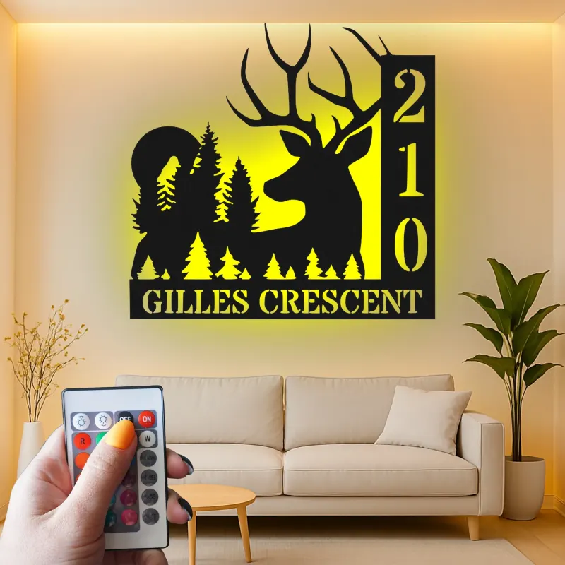 Insegna in metallo personalizzata con cervo e alberi retroilluminata LED regalo per casa nuova decorazione per cabin all'aperto