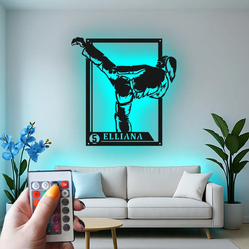 Insegna in metallo personalizzata con luce LED per artisti marziali, regalo personalizzato per appassionati di karate, decorazione per palestra o dojo