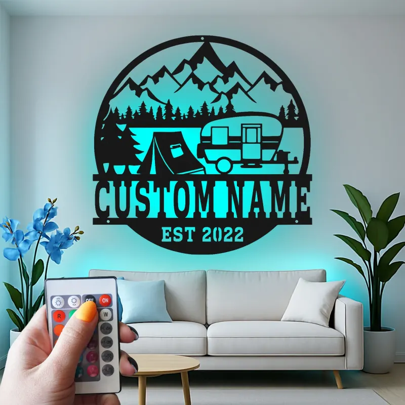 Cartel de metal LED con camper y tienda personalizado, regalo de aventura al aire libre para decoración de cabaña o RV