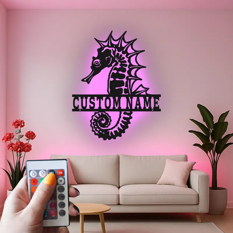 Insegna in metallo personalizzata con cavalluccio marino e LED | Arte murale nautica personalizzata | Decorazione per casa al mare e targhetta per soggiorno costiero