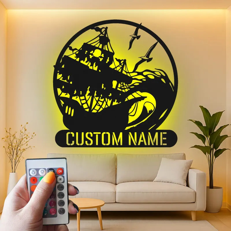 Décoration Murale en Métal de Navire Pirate | Plaque de Nom LED Personnalisée | Décor Nautique Vague Océan pour Bar à Domicile